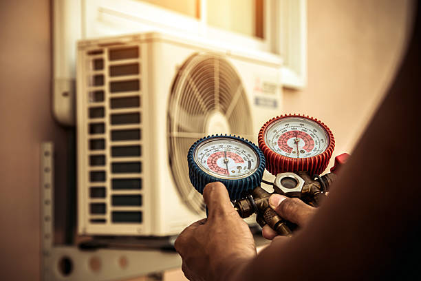 Professional Furnace Repair technician working in Dike, TX